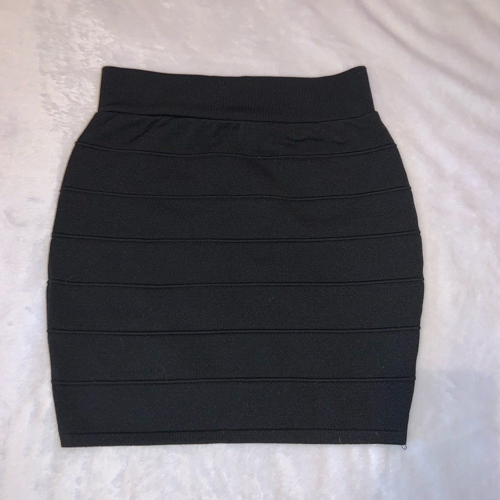 Black pencil skirt